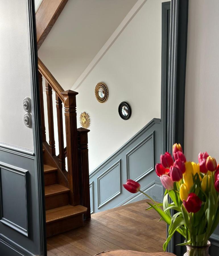 La Grande Maison Lgm Lesches Екстер'єр фото
