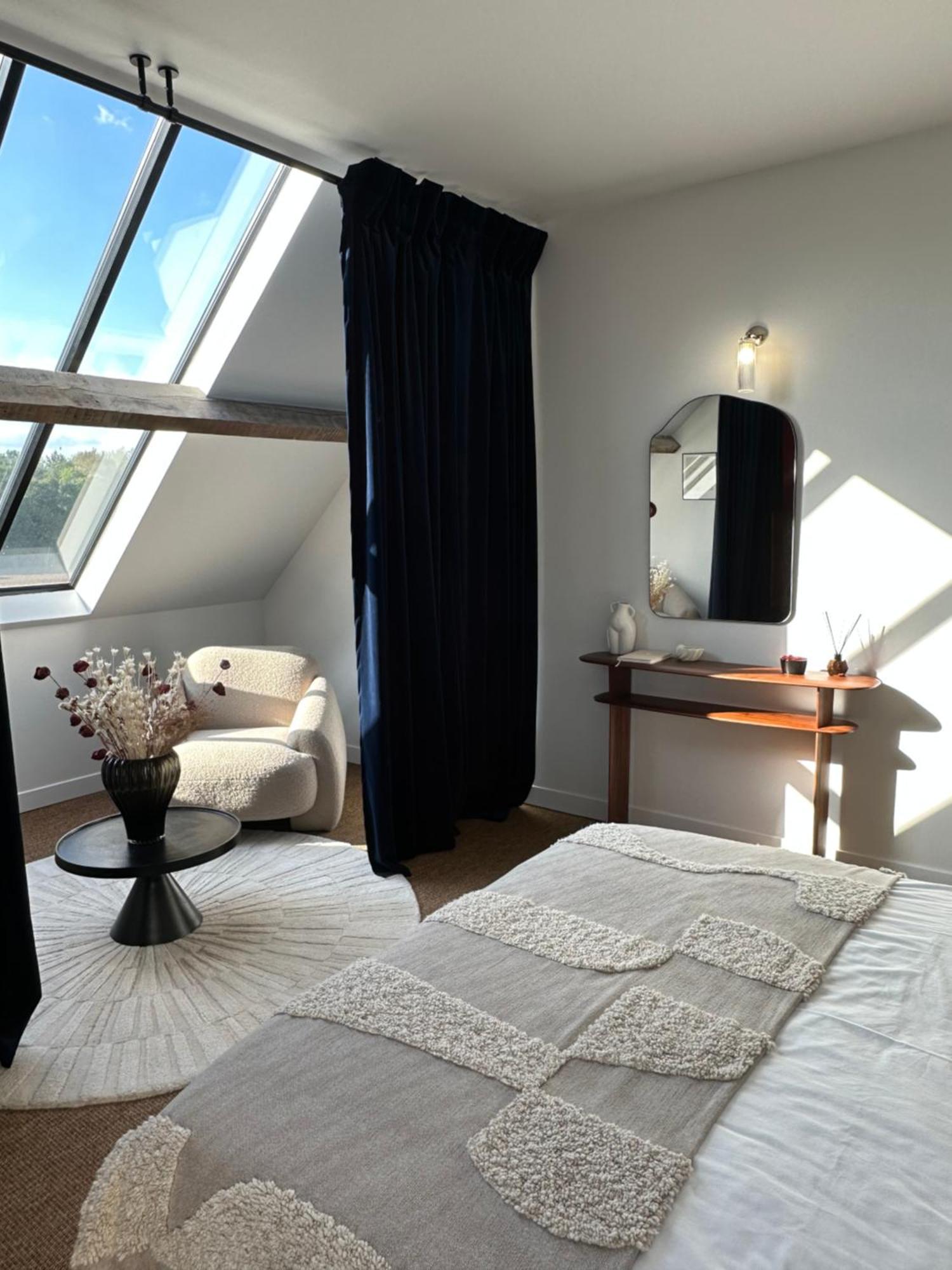 La Grande Maison Lgm Lesches Екстер'єр фото