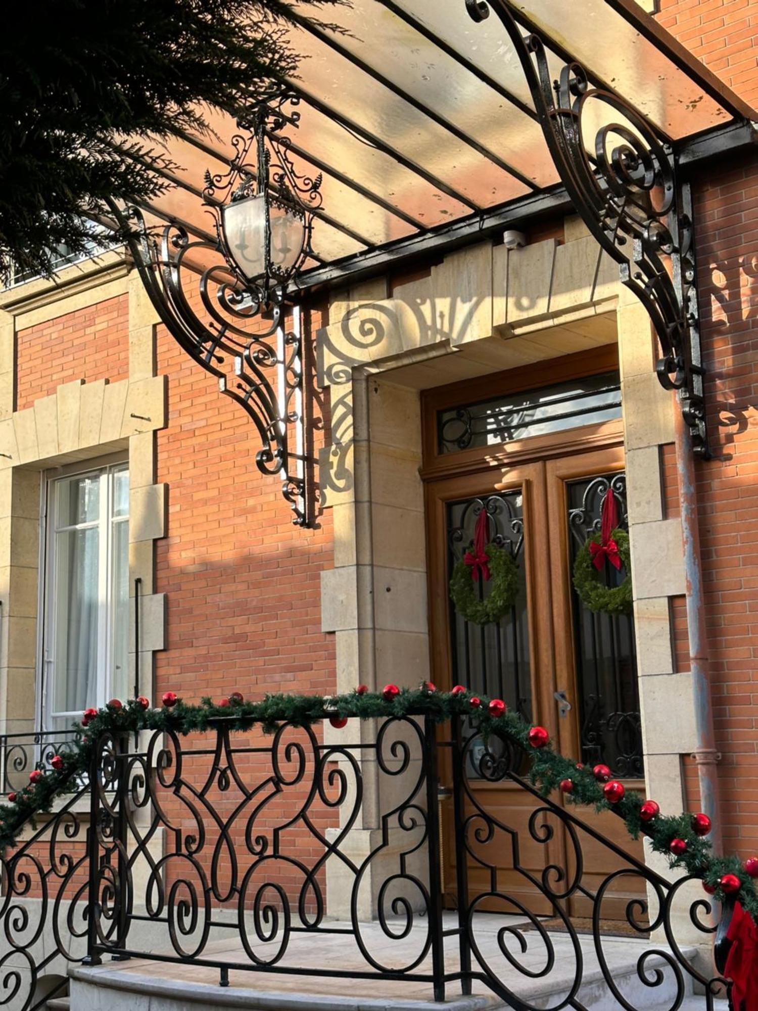 La Grande Maison Lgm Lesches Екстер'єр фото